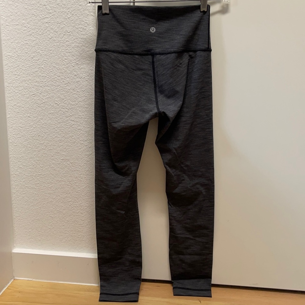Lululemon High Times size 4 Grey Spacedye